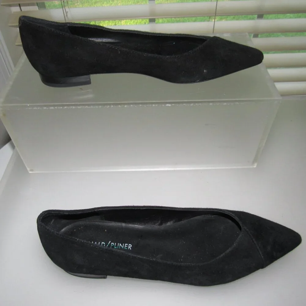 Donald J Pliner “Palma” Black Suede Pointed-Toe Slip-On Flats Shoes – Size 6M
